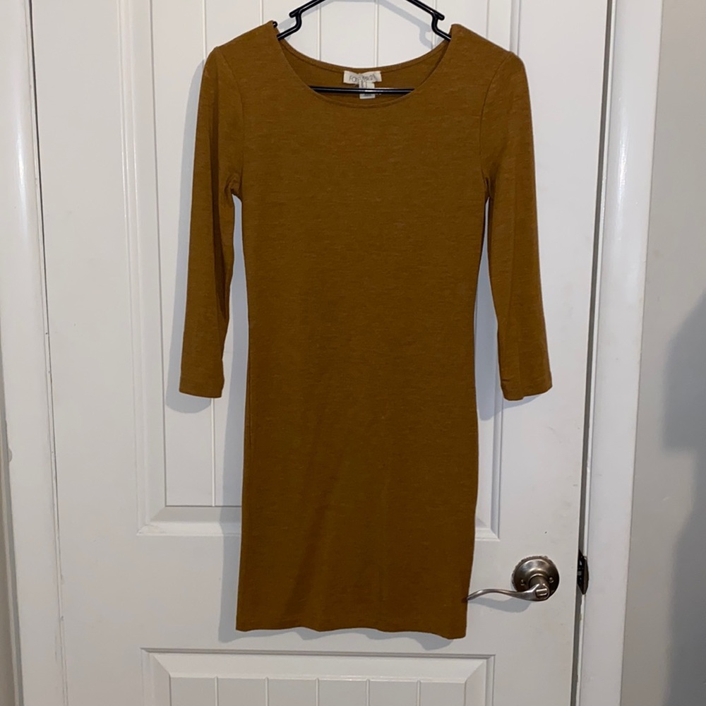 Camel 3/4 Sleeve Bodycon Dress Size Small